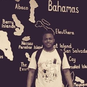 Meet your Posher, Dee